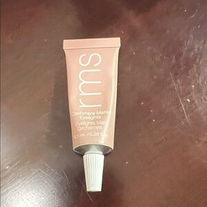 RMS Beauty Cashmere Matte Eyelights - eyeshadow in Tundra Taupe